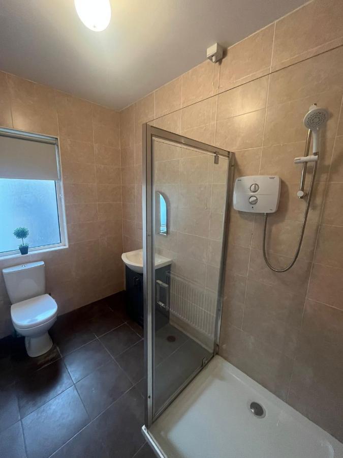 Yeats Lodge Self Catering Apartment And Bar Galway Zewnętrze zdjęcie