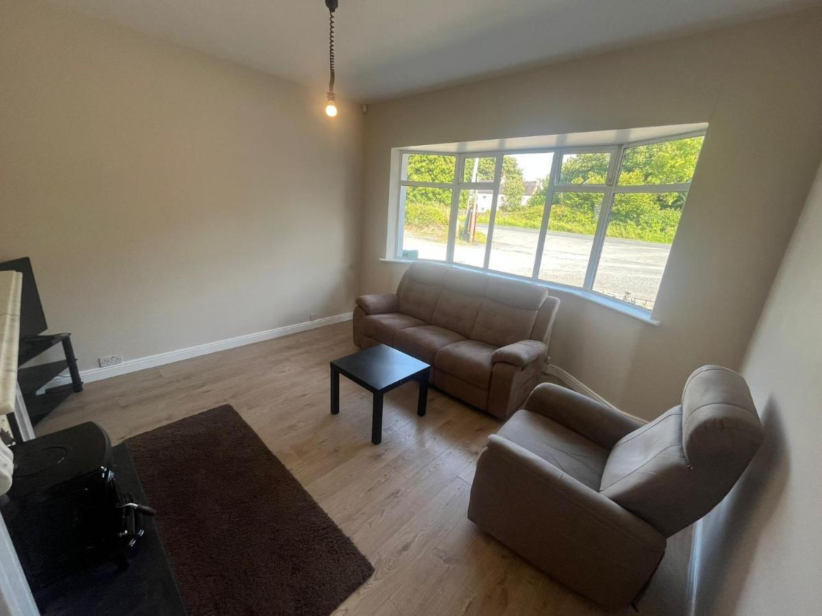 Yeats Lodge Self Catering Apartment And Bar Galway Zewnętrze zdjęcie